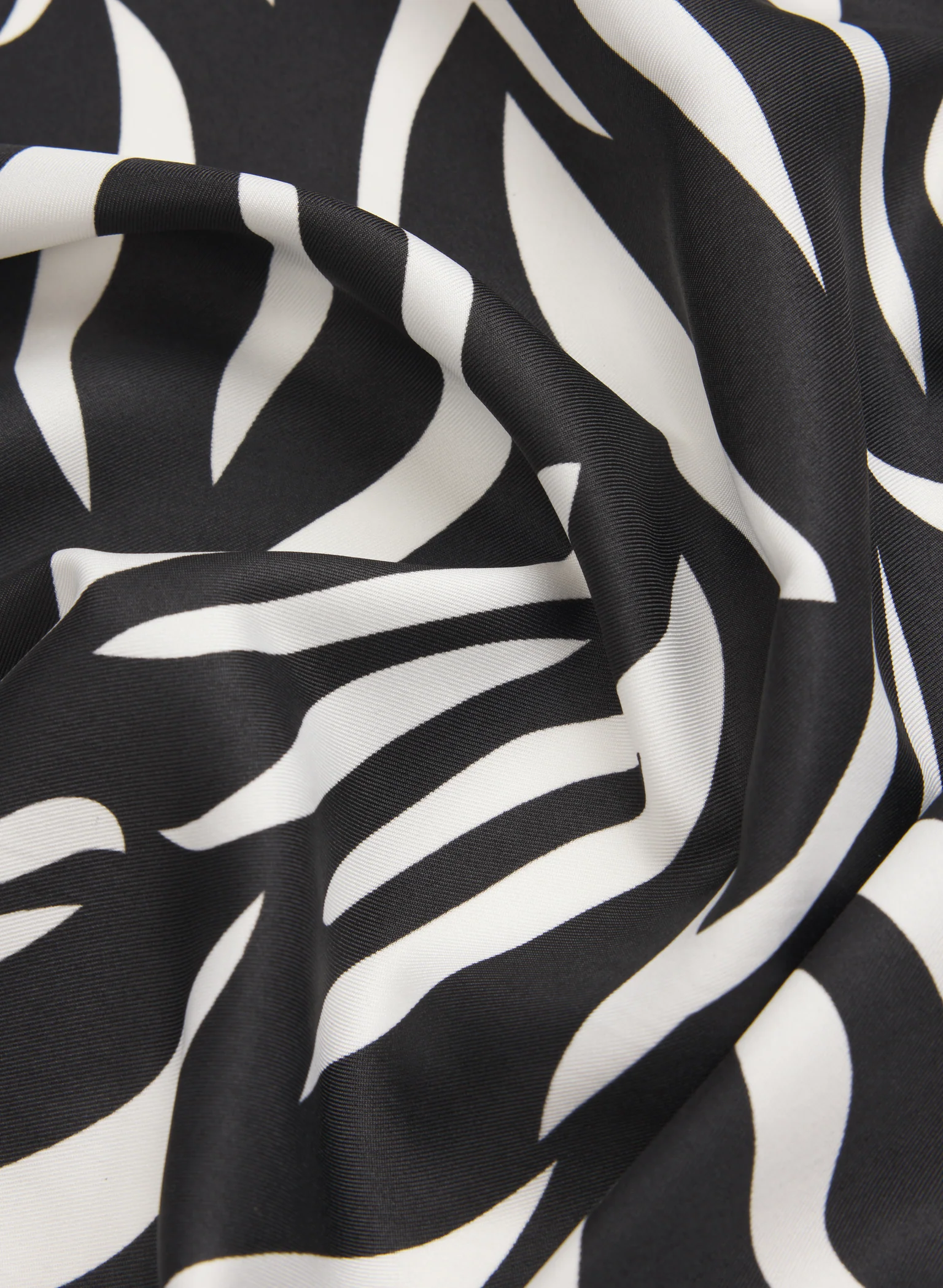 Zebra Print Scarf - Image 2